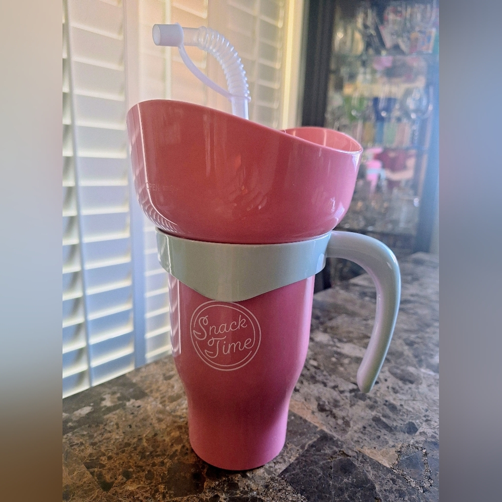 Pink Snack Time Cup with Straw (New)